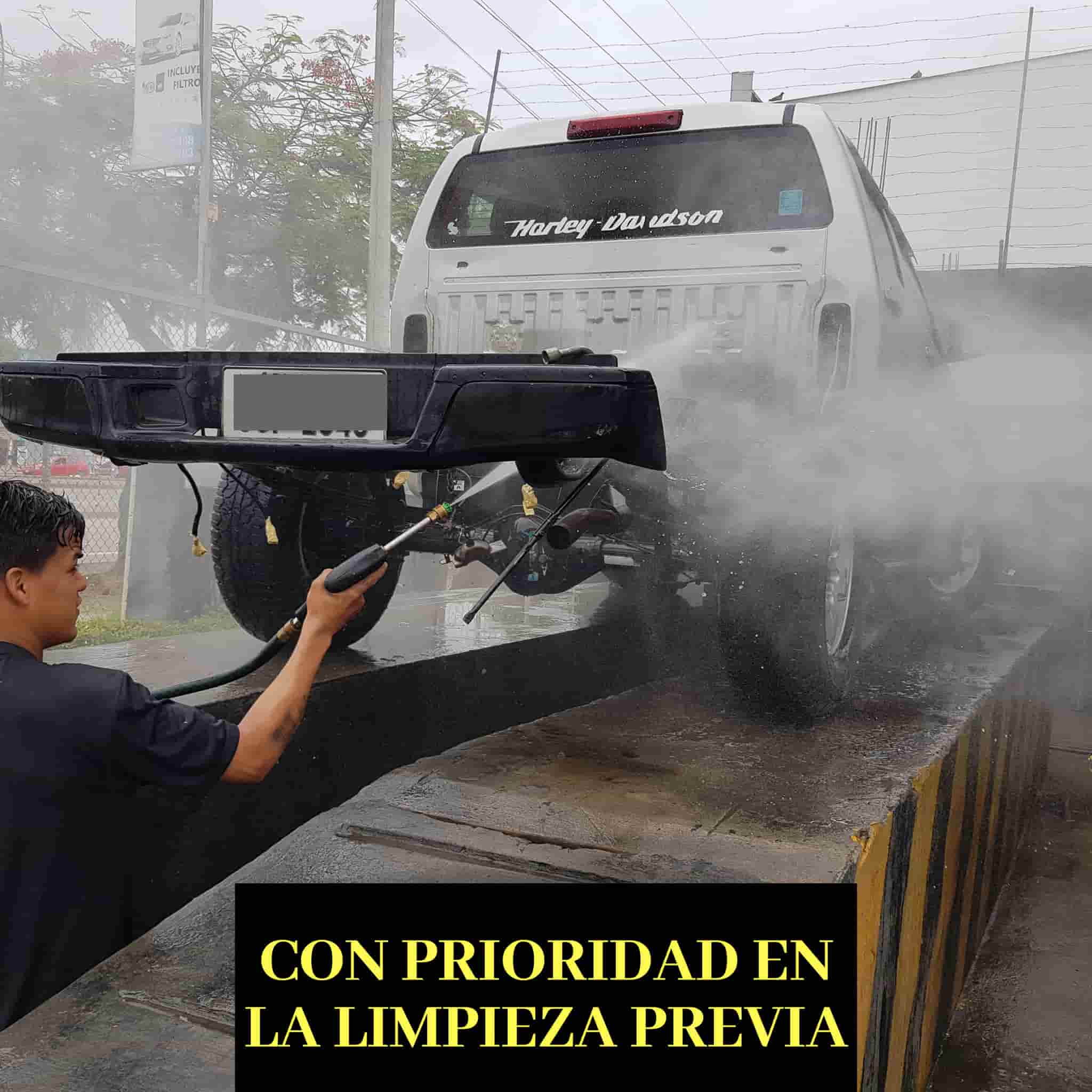 Lavado completo de camionetas Guayaquil