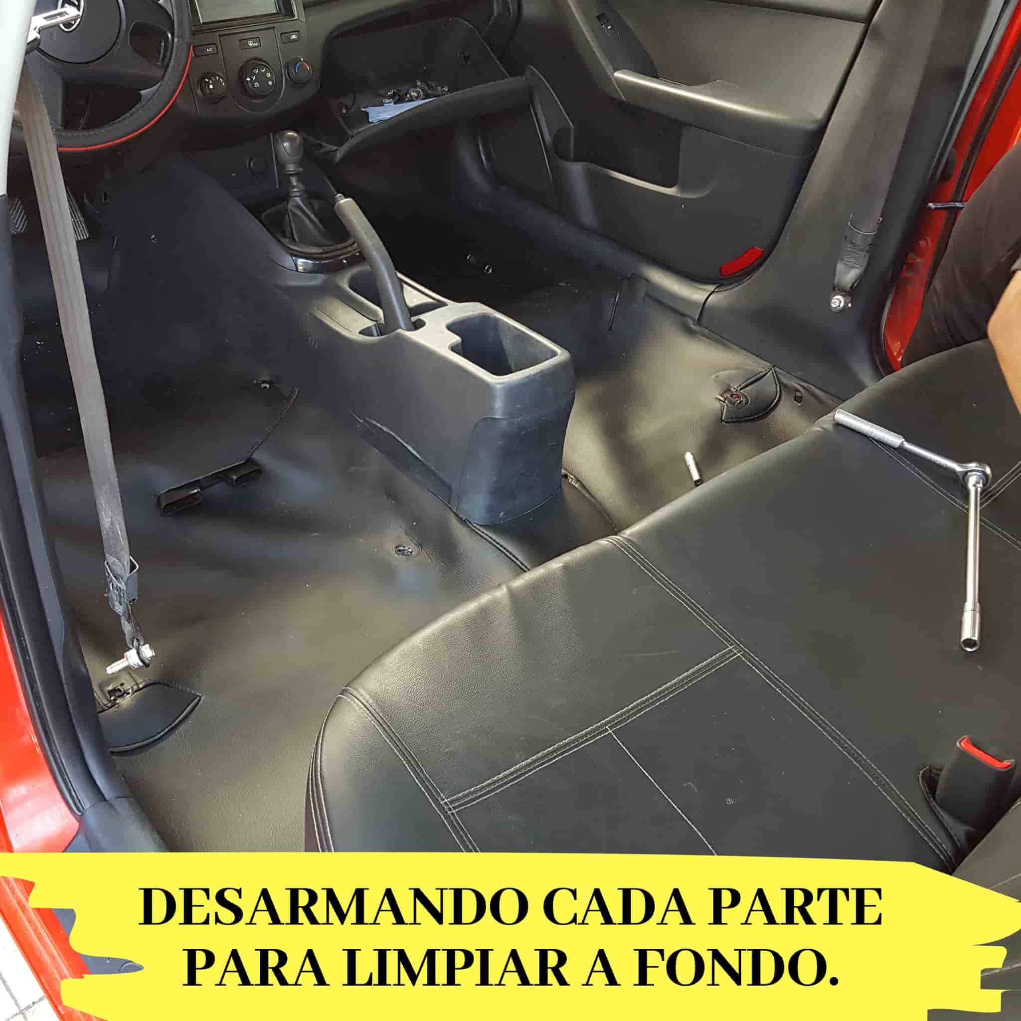 Limpieza de alfombra de auto carnivaL Ecuador